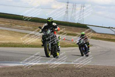 media/Apr-26-2024-TrackDaz (Fri) [[c4b677d280]]/C Group/140pm (Wheelie Bump)/